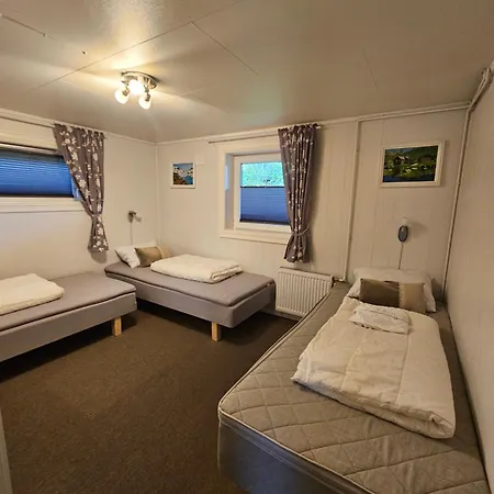 Izabela, Abelnes Appartement